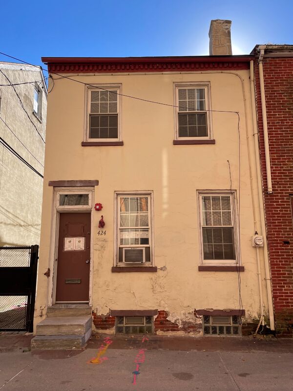 424 Lawrence Street